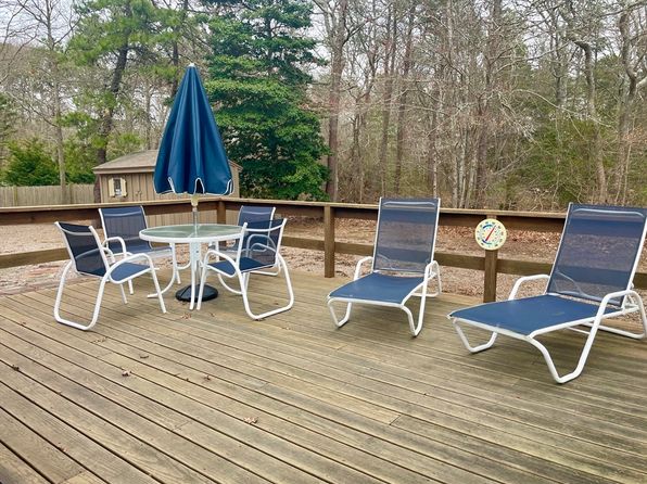 144 Sudbury Ln, Barnstable, MA 02630