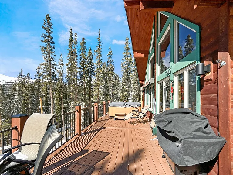 1043 Range Rd — Photo 8