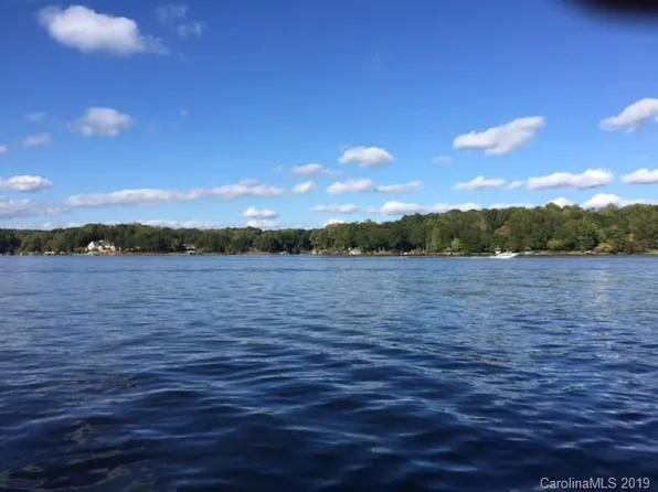 1090 Astoria Pkwy, Catawba, NC 28609