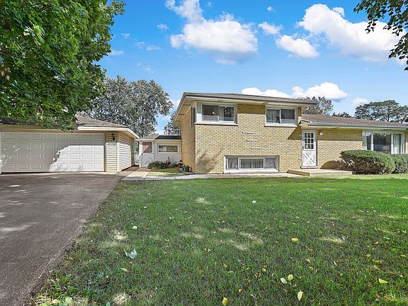 3rd image of 17233 Oketo Ave