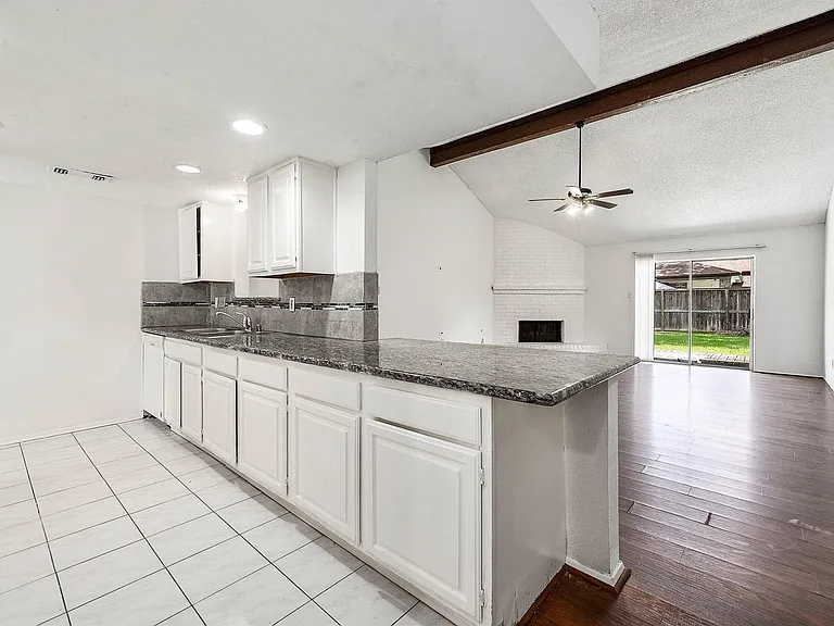 16238 Sierra Grande Dr — Photo 8
