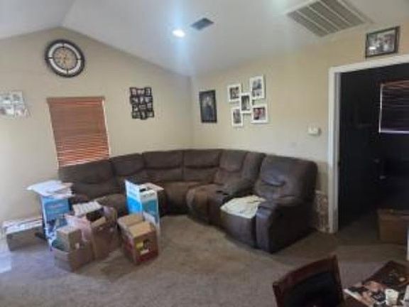 2nd image of 211 Vale St