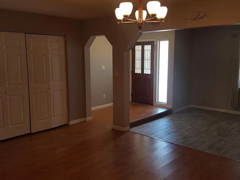 921 W Naranja Ave — Photo 8