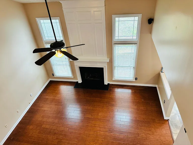 4208 Pentworth Ln NW — Photo 11