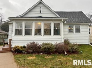 2212 N 6th St, Clinton, IA 52732