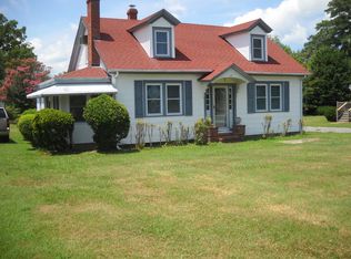 860 Fleeton Rd, Reedville, VA 22539
