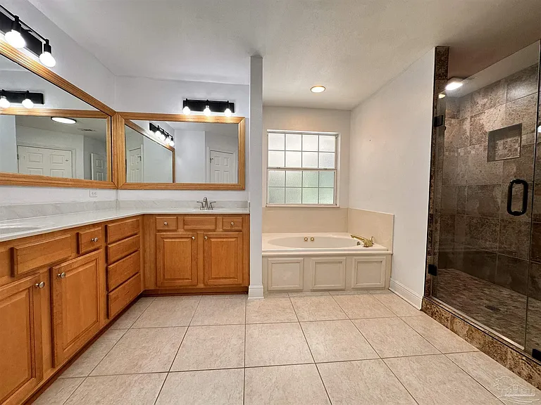 9548 Lorikeet Ln — Photo 11