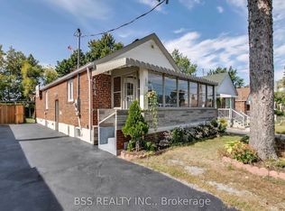 464 Warden Ave, Toronto, ON M1L 3Z1