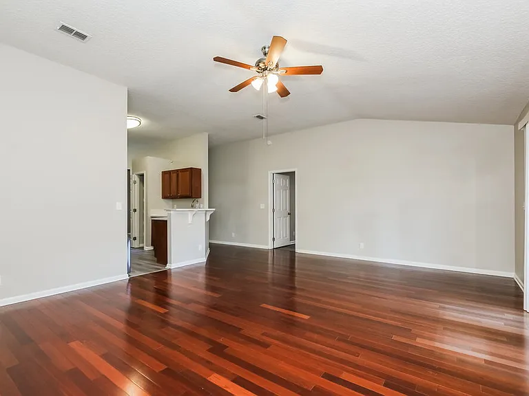 12640 Ashmore Green Dr S — Photo 5
