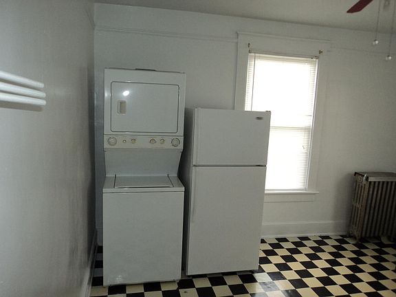 3rd image of 207 Westover Blvd #A