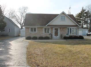 3106 Rhodes Ave, Melrose Park, IL 60164