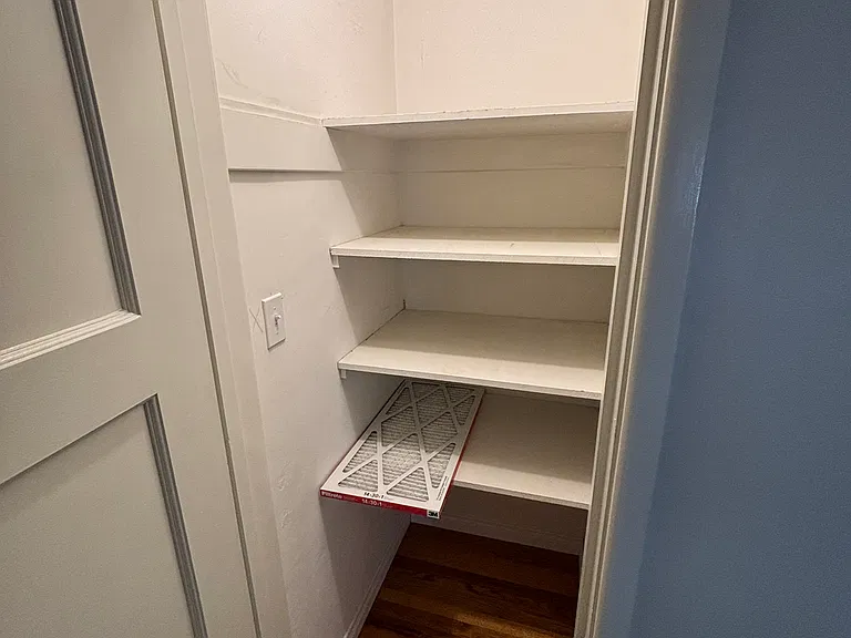 2625 Cedar St — Photo 10
