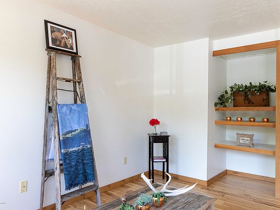 4th image of 475 E Broadway Ave APT B-7