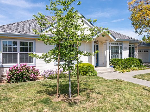 2nd image of 661 Cambrian Dr