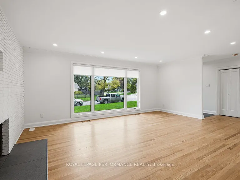 180 Roger Rd — Photo 28