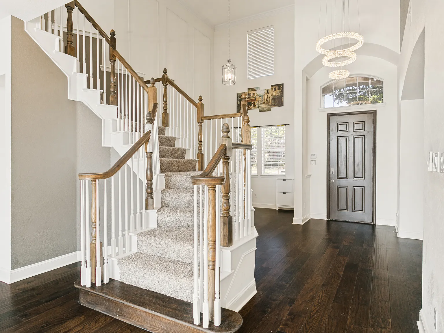 4 bed, 2.5 bath, 3061 sqft, $3,600 — Photo 3