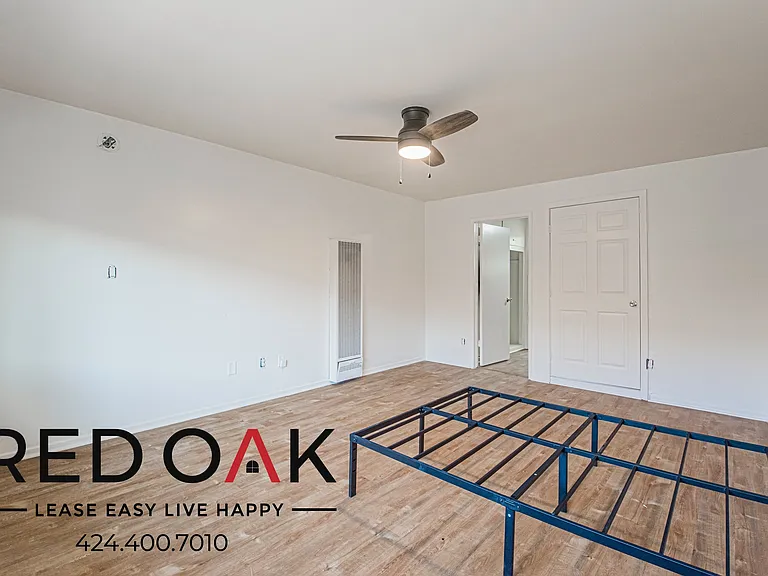 2666 Ellendale Pl #203 — Photo 6