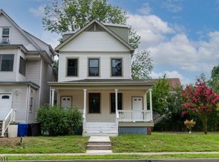 21 Dodd St, East Orange City, NJ 07017