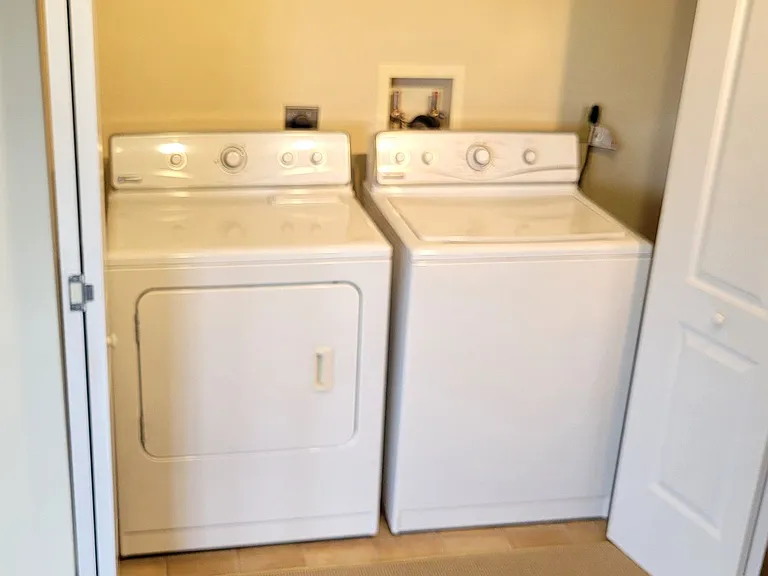 1356 Villa Way #E — Photo 7