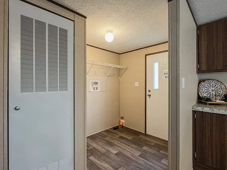 256 County Road 3101 — Photo 14