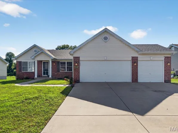 9308 Marbarry Dr, Fairview Heights, IL 62208