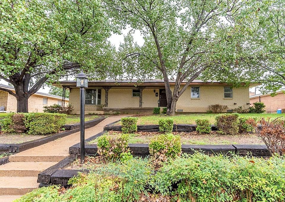 206 Roaring Springs Dr, Desoto, TX 75115 MLS 20163331 Zillow