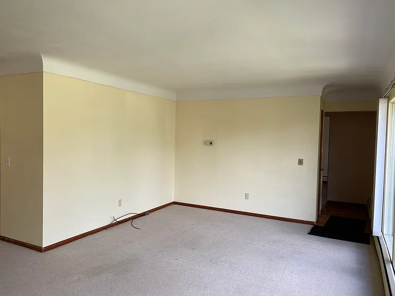 3133 Hanchett St — Photo 4