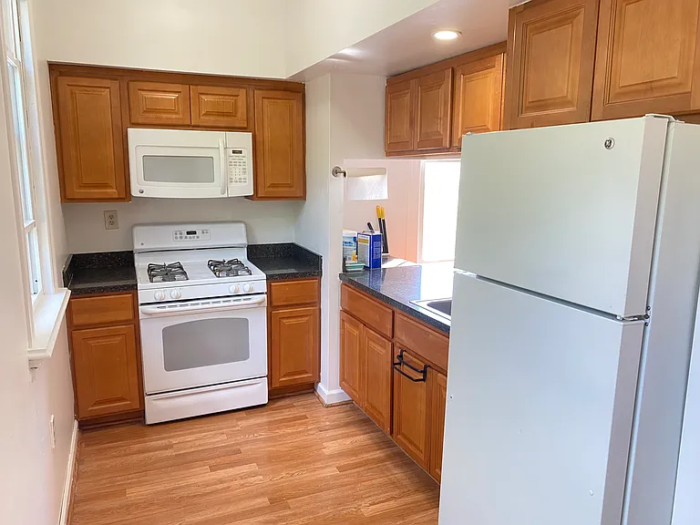 797 Orange St #2B — Photo 20