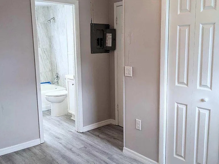 206 Danley Drive - A — Photo 9