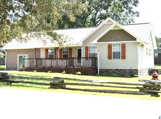 5415 Leigh Ave, Hokes Bluff, AL 35903