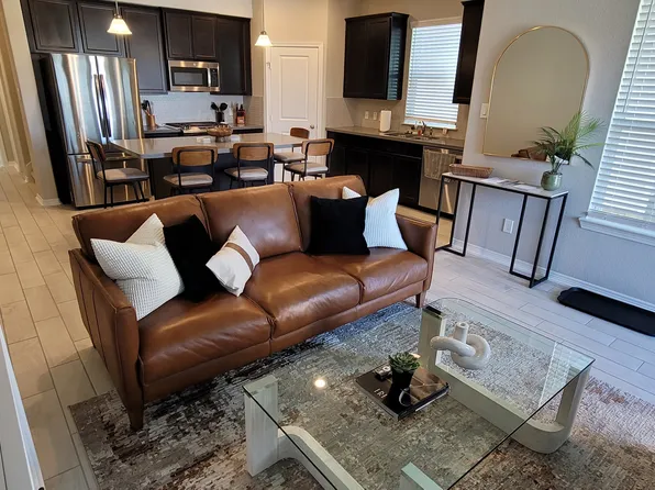 708 Lee Ave, La Porte, TX 77571