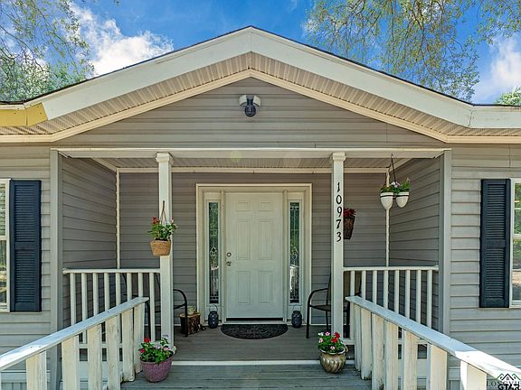 3rd image of 10973 Oak Haven Cir