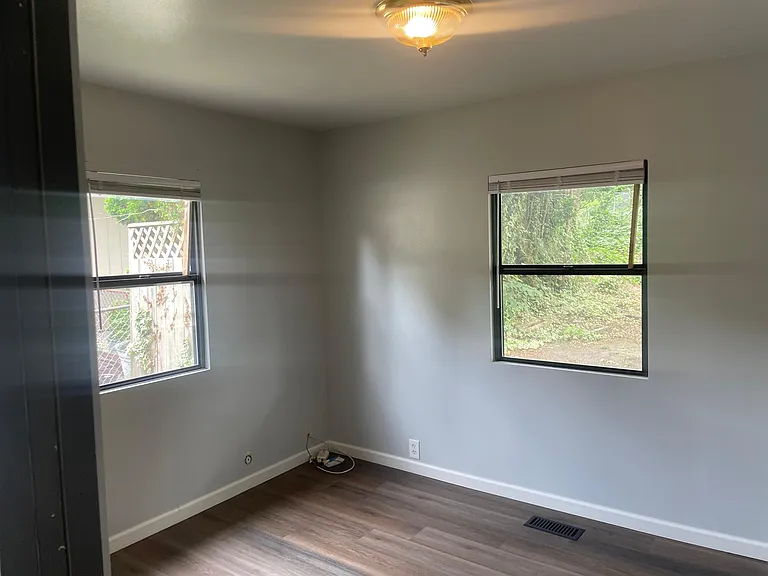 9922 SE Linwood Ave — Photo 15