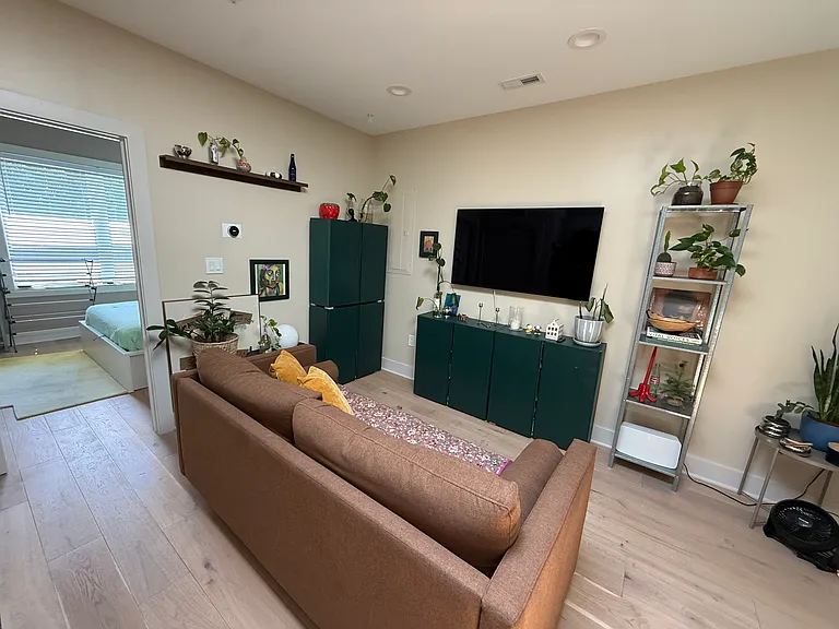 1114 Penn St NE #3 — Photo 33