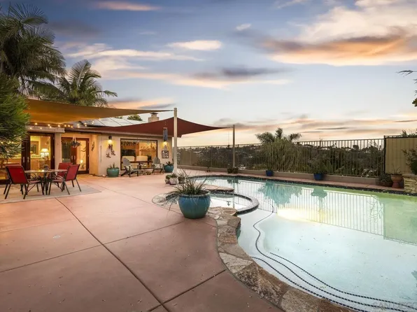 421 S Barnwell St, Oceanside, CA 92054