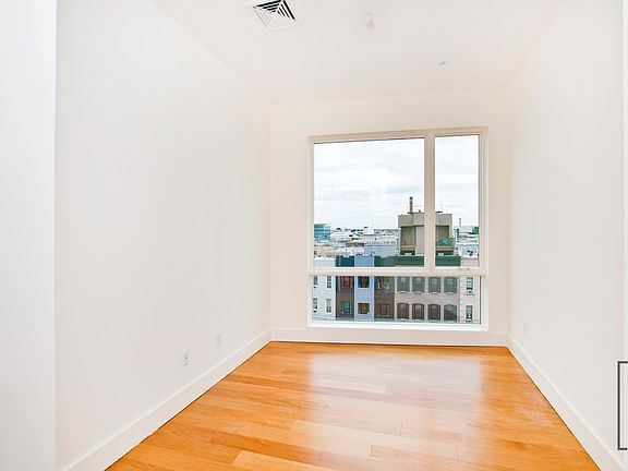 3rd image of 215 Green St #3C