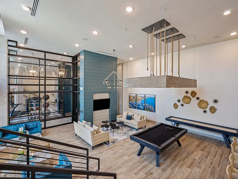 The Alexa Luxury Apartments I & II — Photo 25
