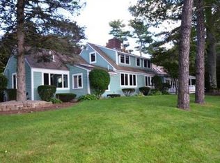 35 Munroe St, Georgetown, MA 01833