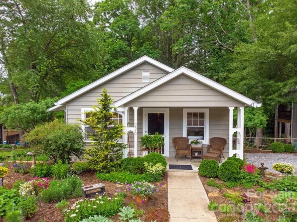 226 Turnpike Rd, Brevard, NC 28712