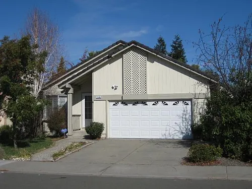 1048 Wood Hollow Cir Photo 1