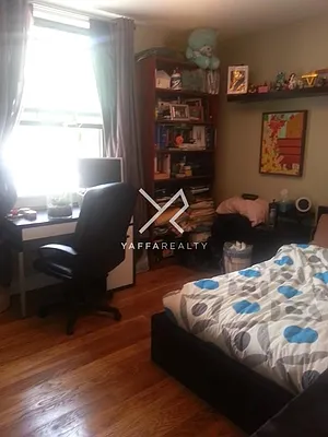 Rented by Yaffa Realty LLC | media 10