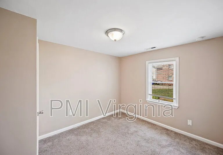4217 Dunning Rd — Photo 6