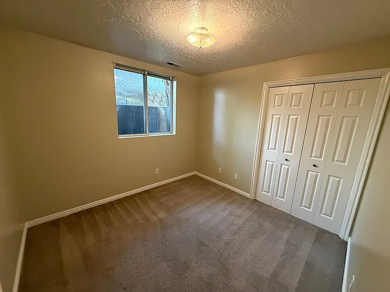 479 S Palisade Dr — Photo 6