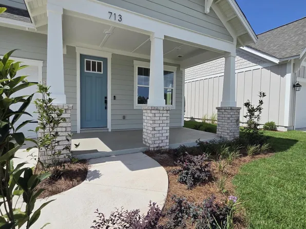 713 Crystal Bayou Blvd, Panama City, FL 32407