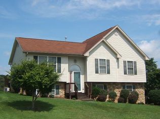 1805 Bloomfield Ave, Roanoke, VA 24012