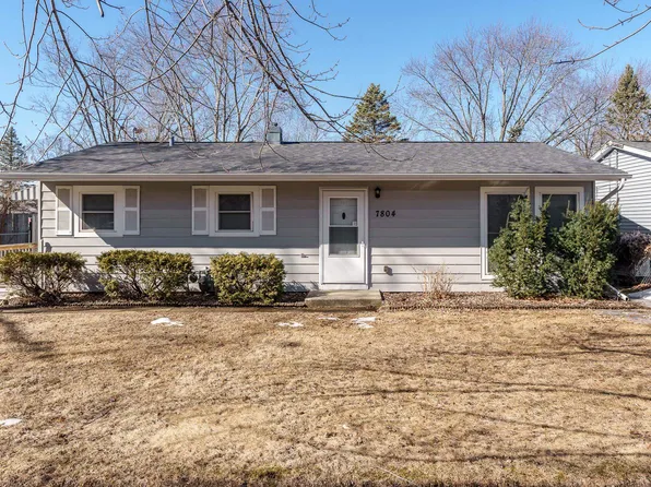 7804 Scott Ln, Machesney Park, IL 61115