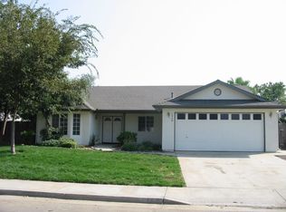 1464 Mary Ct, Exeter, CA 93221