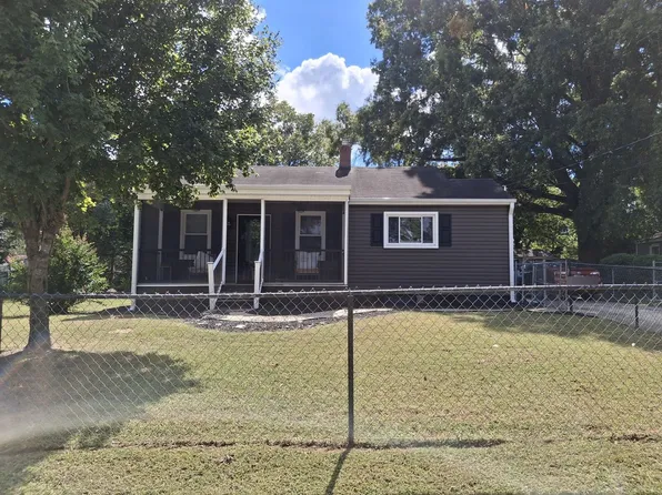 703 Powell Dr, Garner, NC 27529