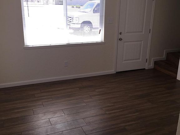 3rd image of 1812 N Tracy Blvd APT 3