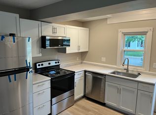 320 1st Ave SE APT 1, Carmel, IN 46032